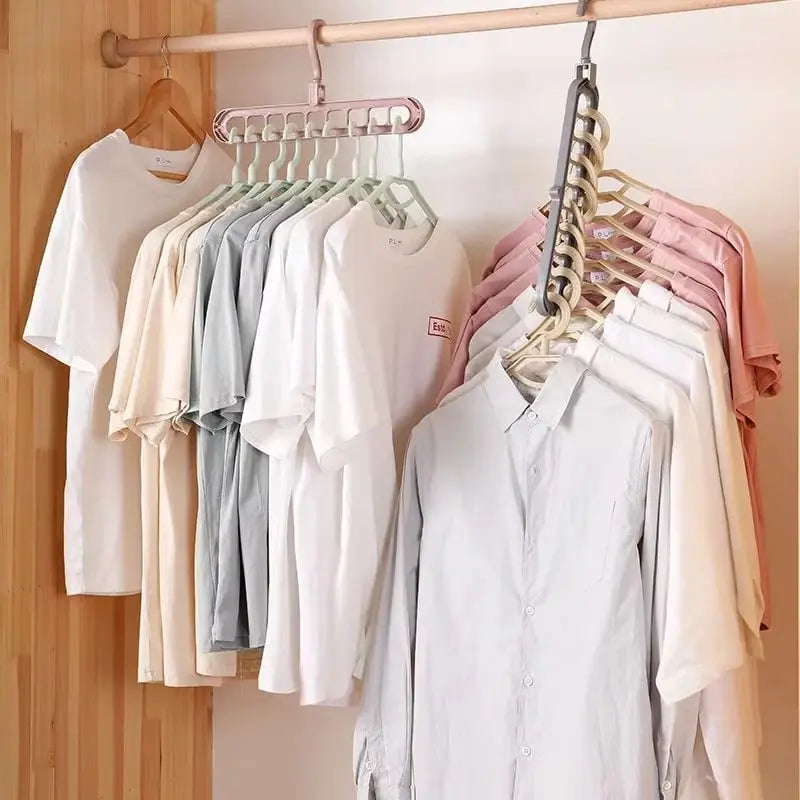 Multi-tier space-saving wardrobe hanger for garment storage
